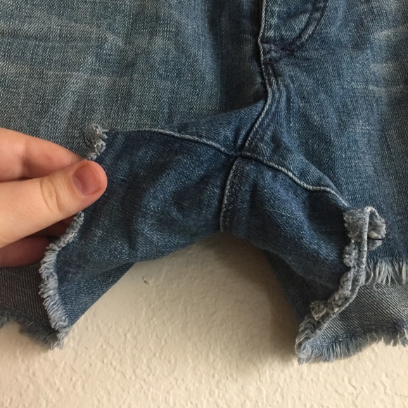 Roxy Jean Shorts - Picture 3 of 3